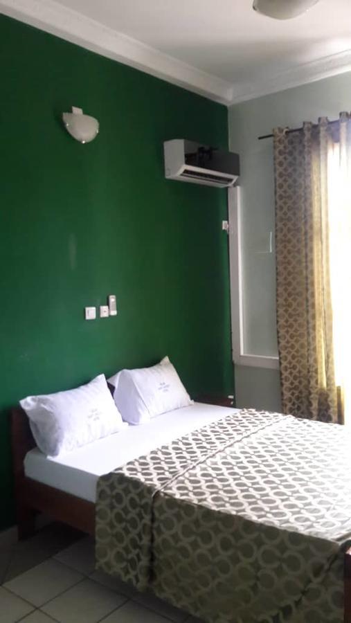 Hotel Relais Saint Jacques Yaoundé Exterior foto