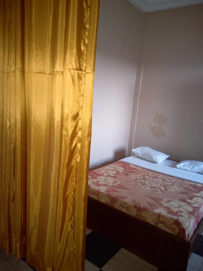 Hotel Relais Saint Jacques Yaoundé Exterior foto