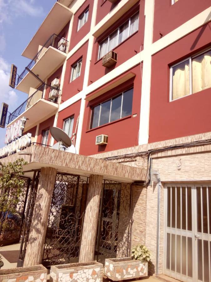 Hotel Relais Saint Jacques Yaoundé Exterior foto